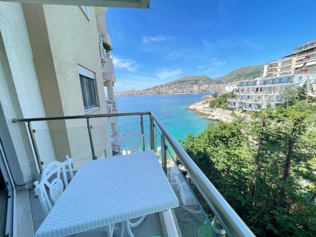 1-Stunning Sea View Apartments! Sarande Luaran gambar