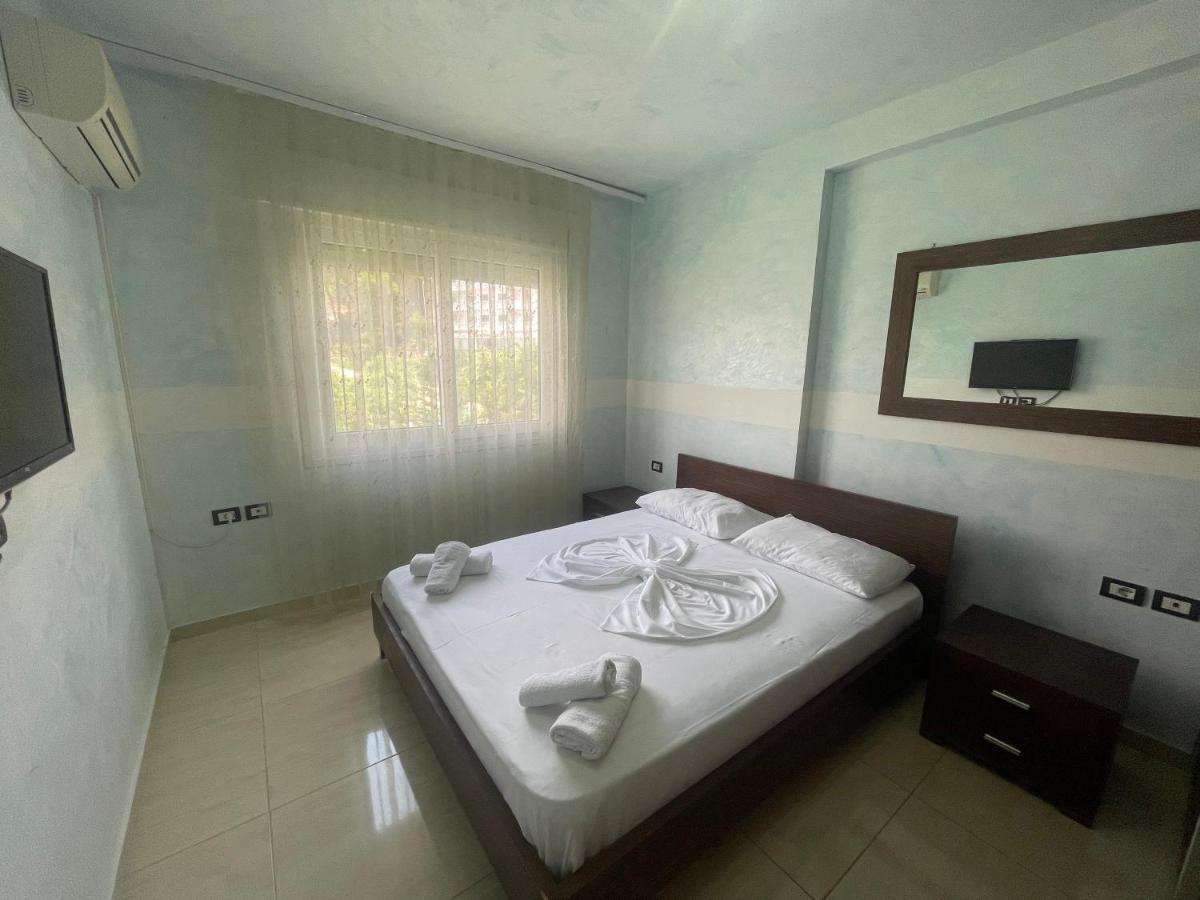 1-Stunning Sea View Apartments! Sarande Luaran gambar